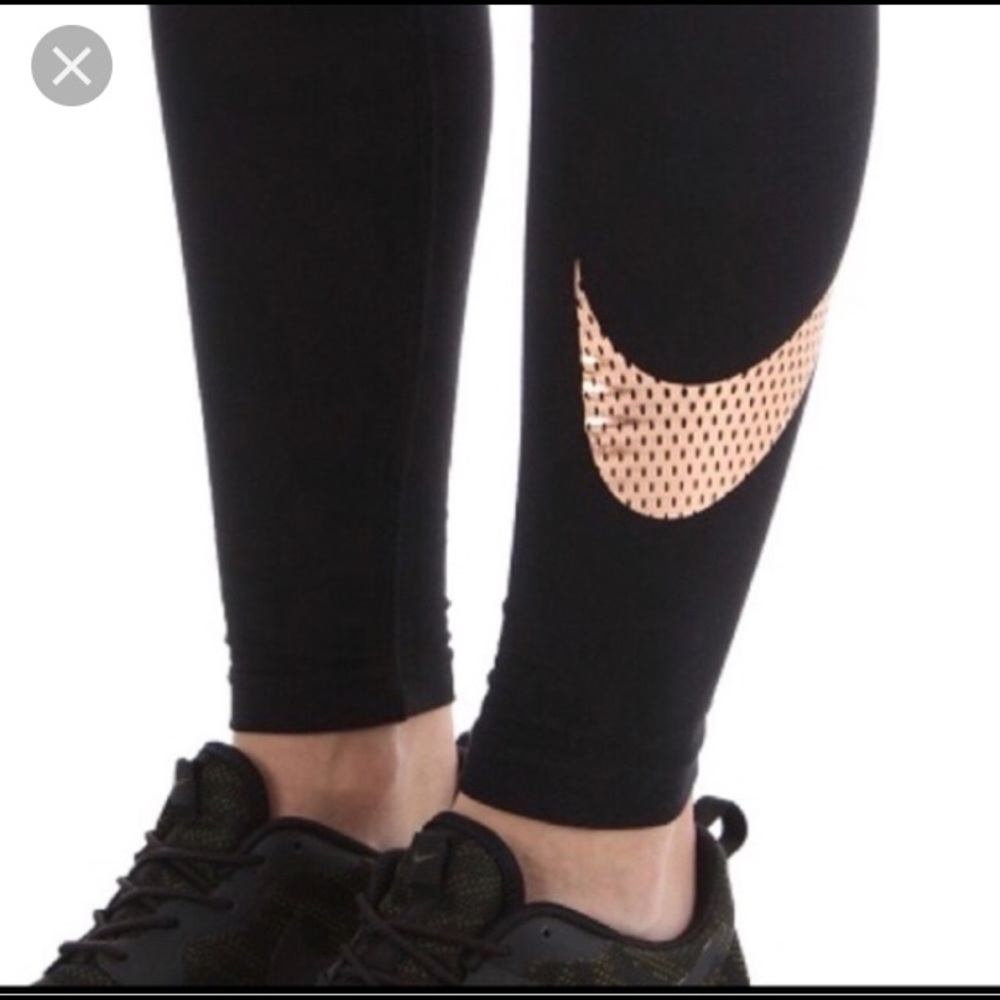 Nike Rose Gold Swoosh Leggings - Picture 2 of 5